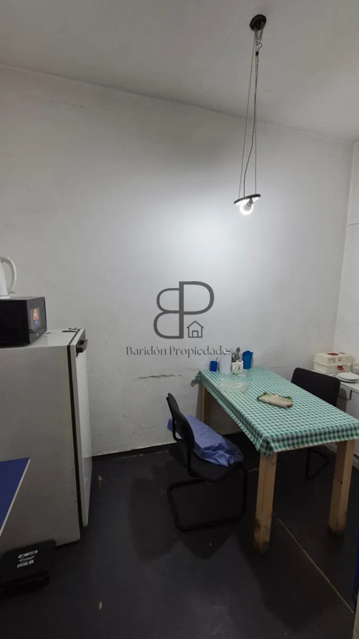 Local Comercial ID.5839 - Venta Dos Locales en Uno 140m2 Cordon