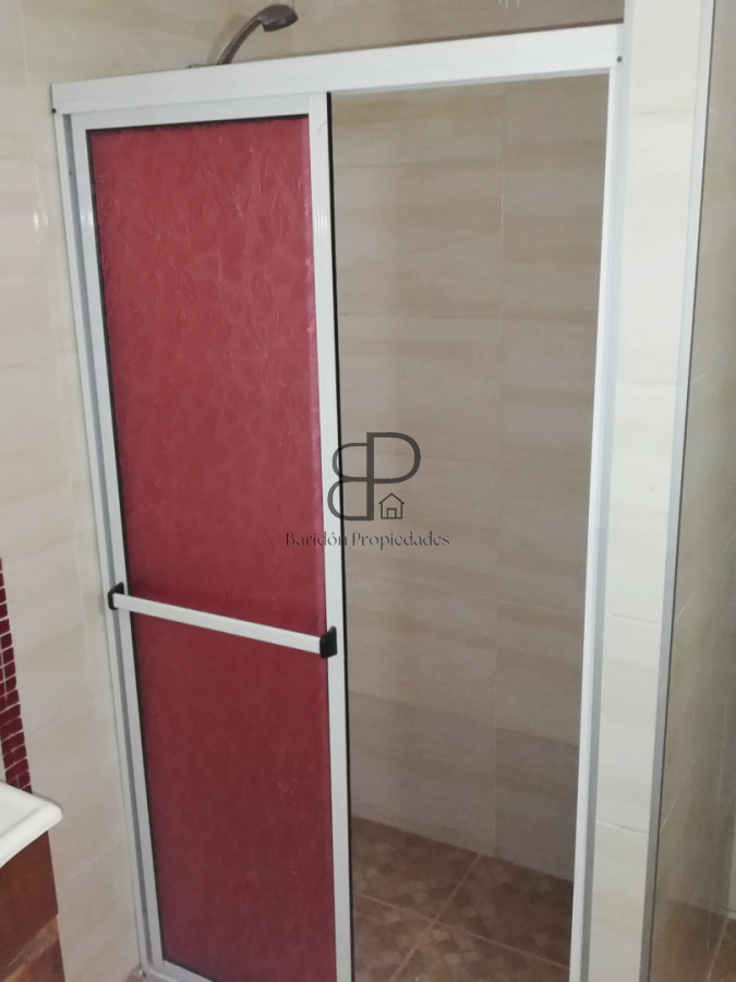 Local Comercial ID.7006 - Venta Local con Vivienda y Deposito Goes Inversion 158m2