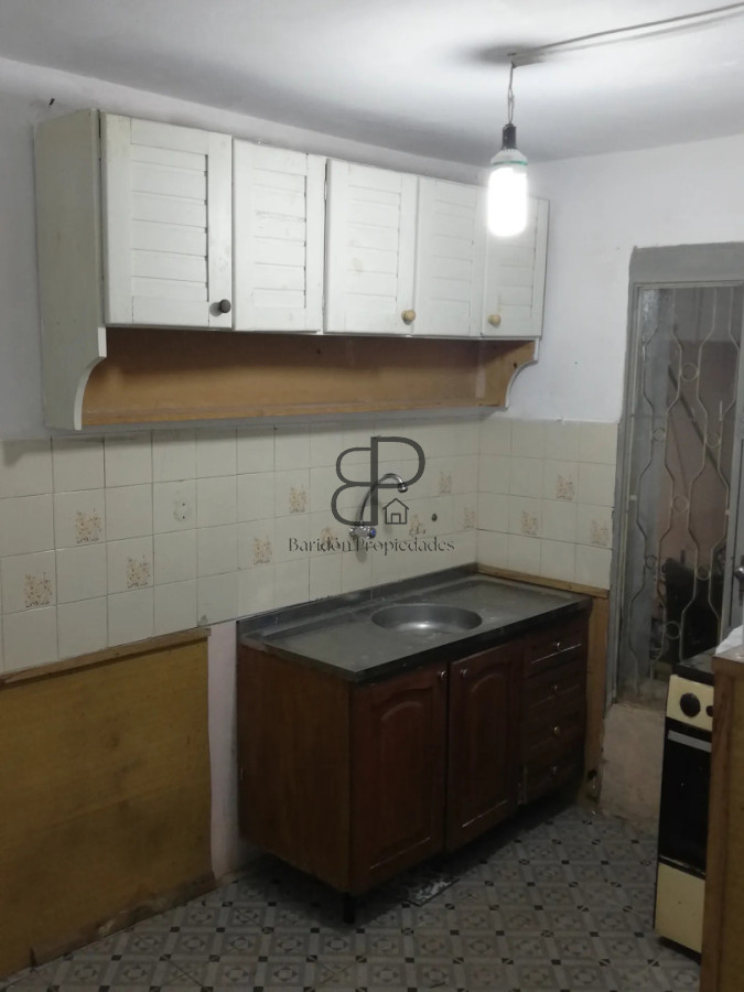 Local Comercial ID.7006 - Venta Local con Vivienda y Deposito Goes Inversion 158m2