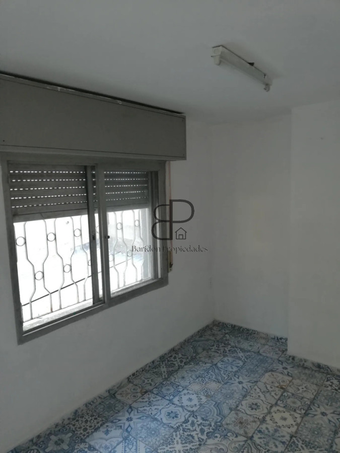 Local Comercial ID.7006 - Venta Local con Vivienda y Deposito Goes Inversion 158m2