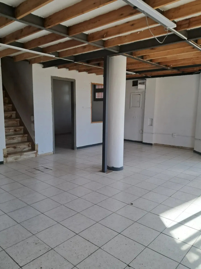 Local Comercial ID.6073 - Alquiler Local Ciudad Vieja frente a la Rambla 70m2