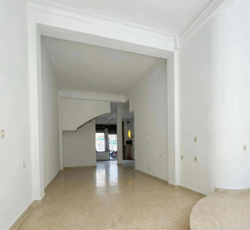 Local Comercial ID.5590 - Alquiler Local con Doble Frente 82m2 Ciudad Vieja 