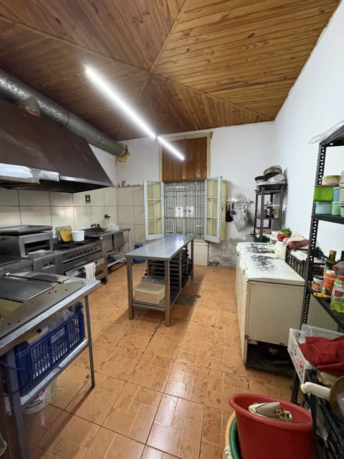 Local Comercial ID.6329 - Venta Local con Renta 11% anual Aires Puros Inversion