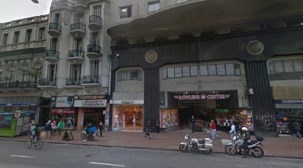 Local Comercial ID.6074 - Venta Local Galeria Trocadero con Renta Inversión