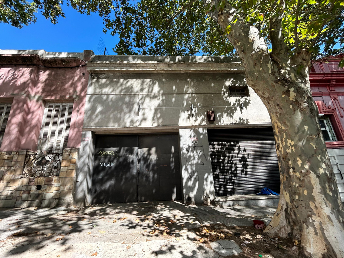Local Comercial ID.4508 - Venta con Renta Depósito o Local La Comercial