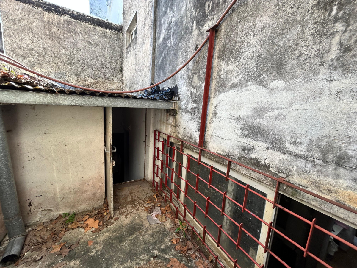 Local Comercial ID.4514 - Venta o Alquiler Local Comercial y Casa Barrio de los Judios