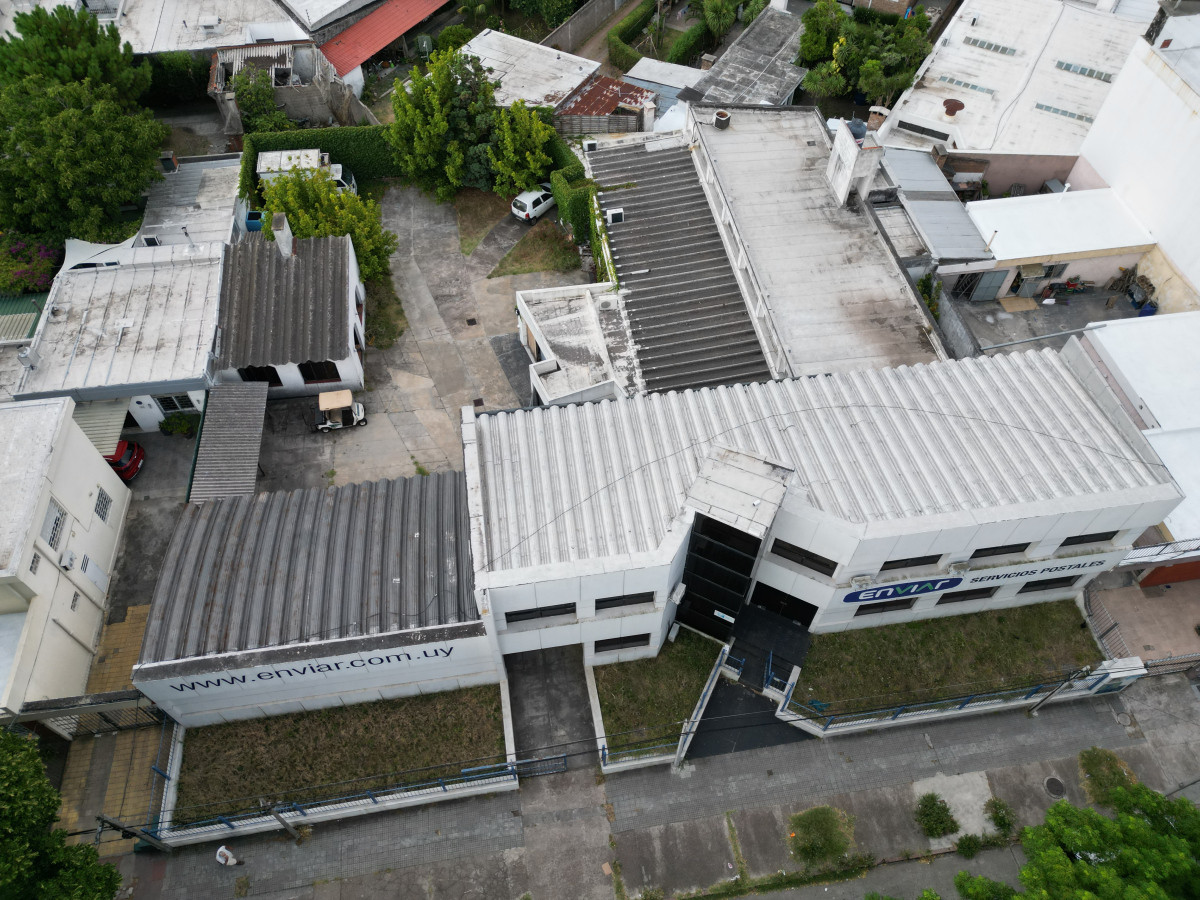Local Comercial ID.4312 - Venta o Alquiler Impresionante Local Comercial La Blanqueada