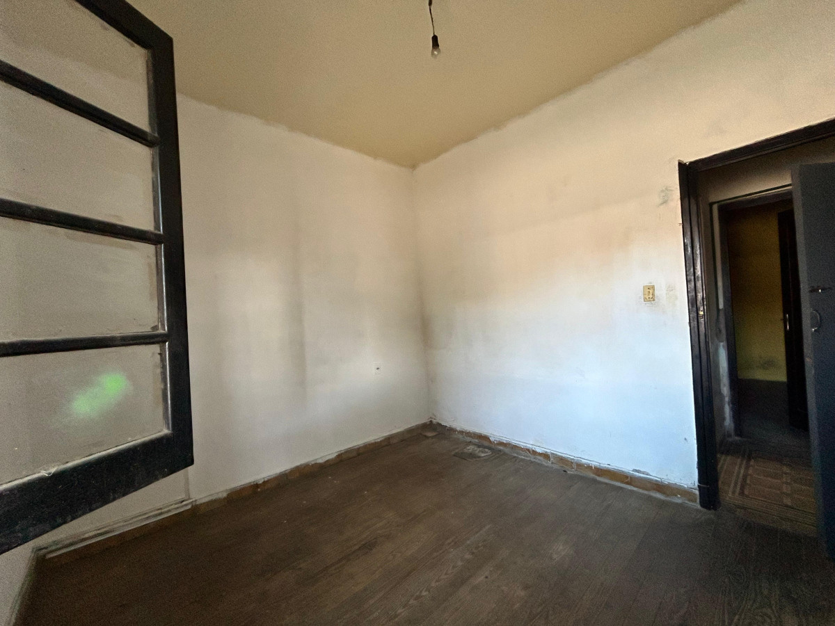 Local Comercial ID.4347 - Venta con renta Gran Local Comercial con Vivienda La Teja
