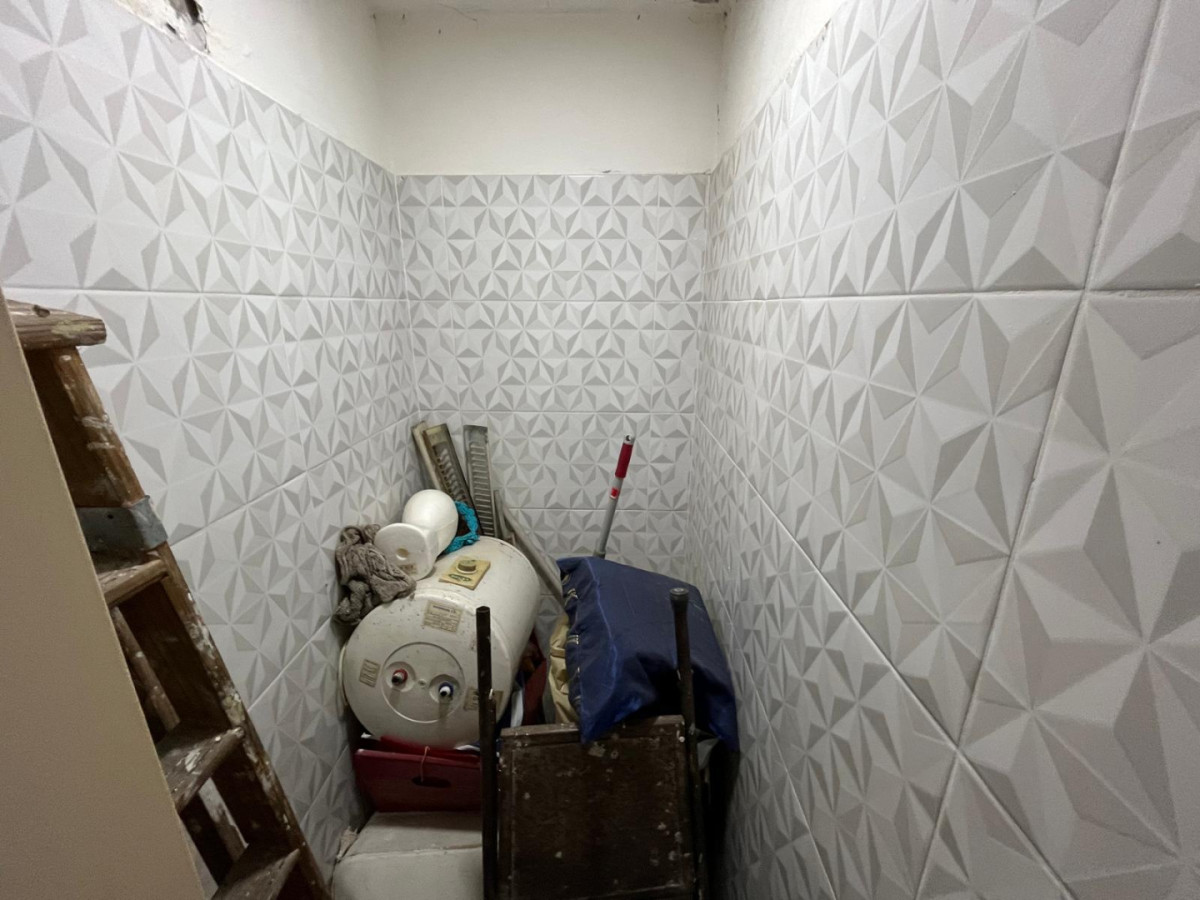 Local Comercial ID.5820 - Venta Local con Vivienda dos Plantas 240m2 Centro