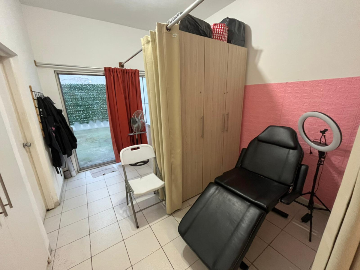 Local Comercial ID.6419 - Alquiler Local 60m2 Cordon con Patio 