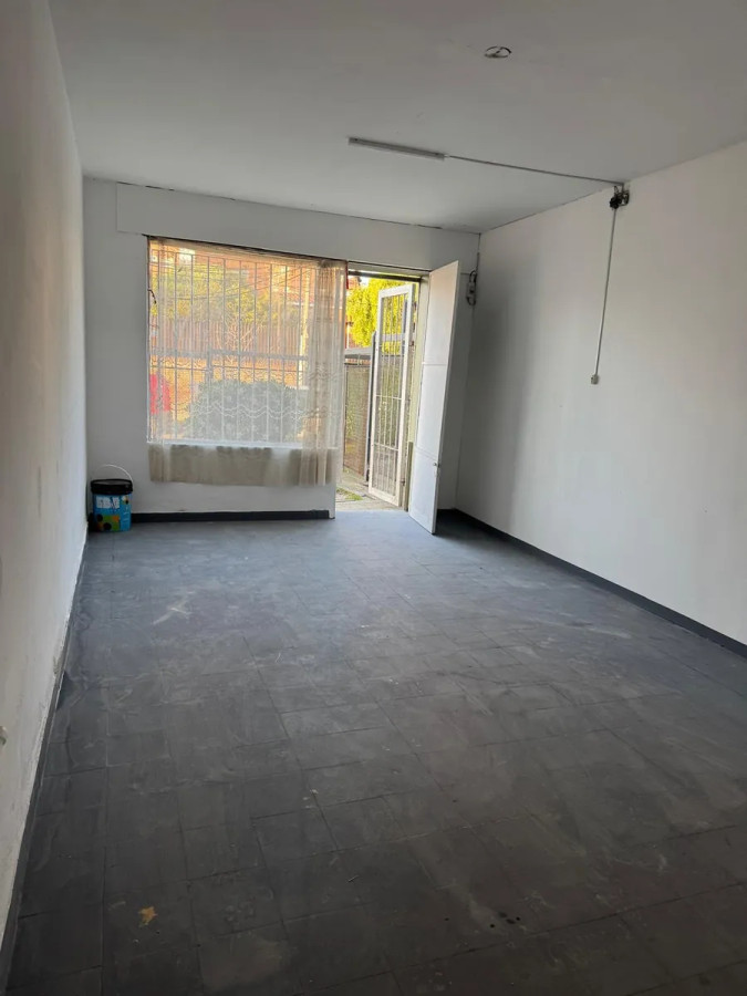 Local Comercial ID.4975 - Venta 2 Locales Comerciales 116m2 Malvin 
