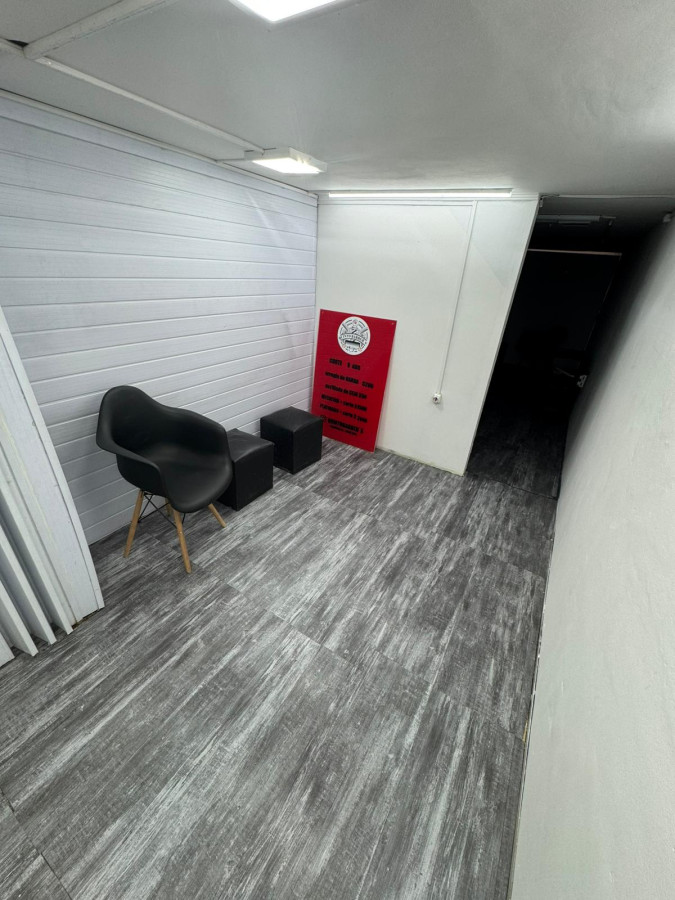 Local Comercial ID.5310 - Alquiler Local Peluqueria o Estetica Centro 36m2