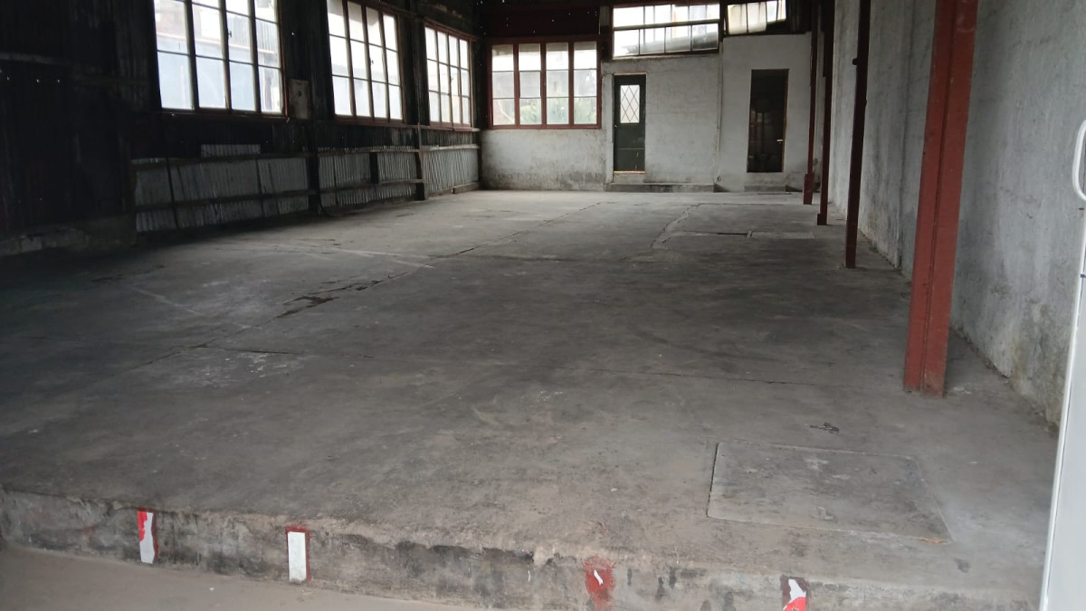 Local Comercial ID.4978 - Alquiler Local o Deposito 119m2 Maroñas