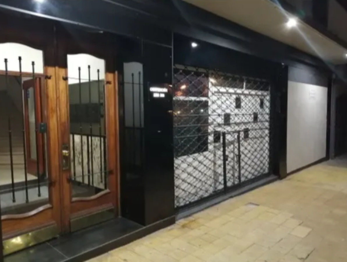 Local Comercial ID.5193 - Alquiler Precioso Local con Vivienda Centro 64m2 