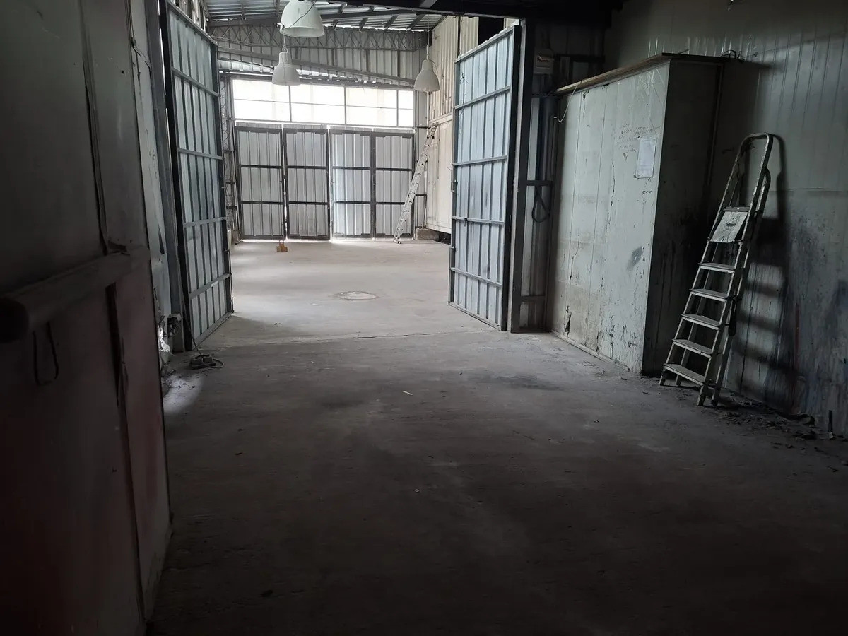 Local Comercial ID.6903 - Alquiler Local Comercial tipo Galpones Paso Carrasco 185m2
