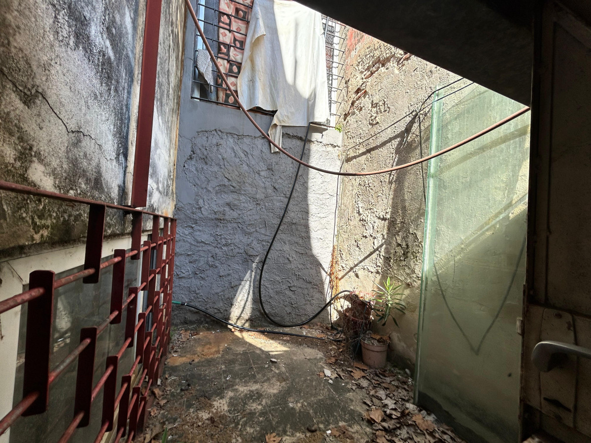 Local Comercial ID.4514 - Venta o Alquiler Local Comercial y Casa Barrio de los Judios
