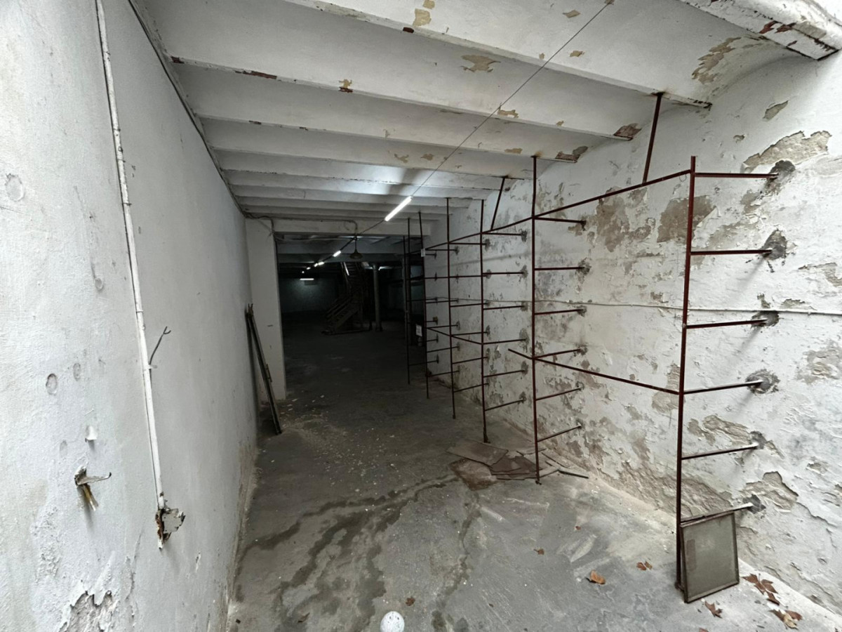 Local Comercial ID.6922 - Venta y Alquiler Local Comercial 774m2 Villa Muñoz sobre Avenida