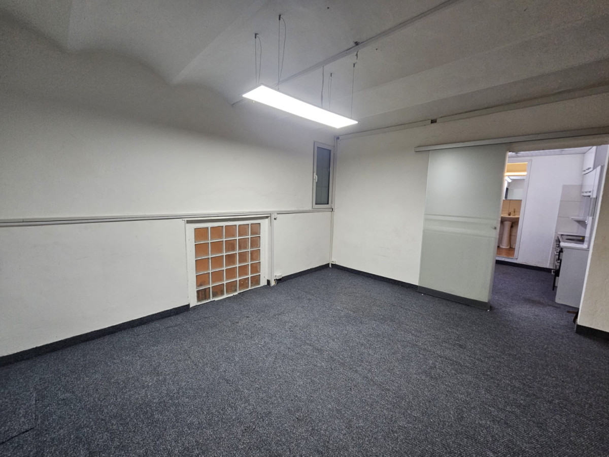 Local Comercial ID.6375 - Alquiler Local Comercial u Oficina 60m2 Cordon  