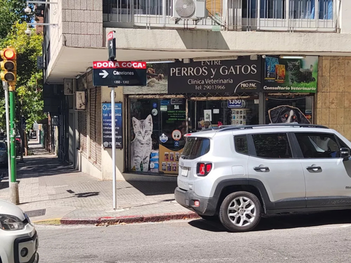 Local Comercial ID.4398 - Venta con Renta Local Comercial Centro Ideal Inversión