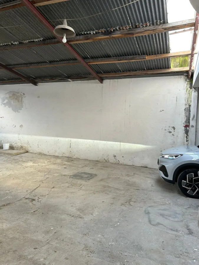 Local Comercial ID.6546 - Alquiler Gran Local Jacinto Vera 290m2 Cochceras o Multirubro