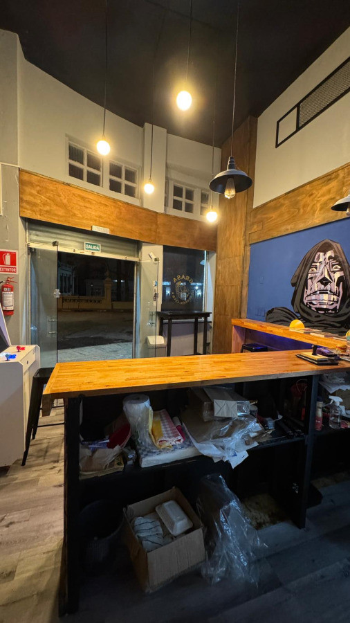 Local Comercial ID.5412 - Venta Local o Vivienda opcional Gastronomico Parque Rodo 64m2