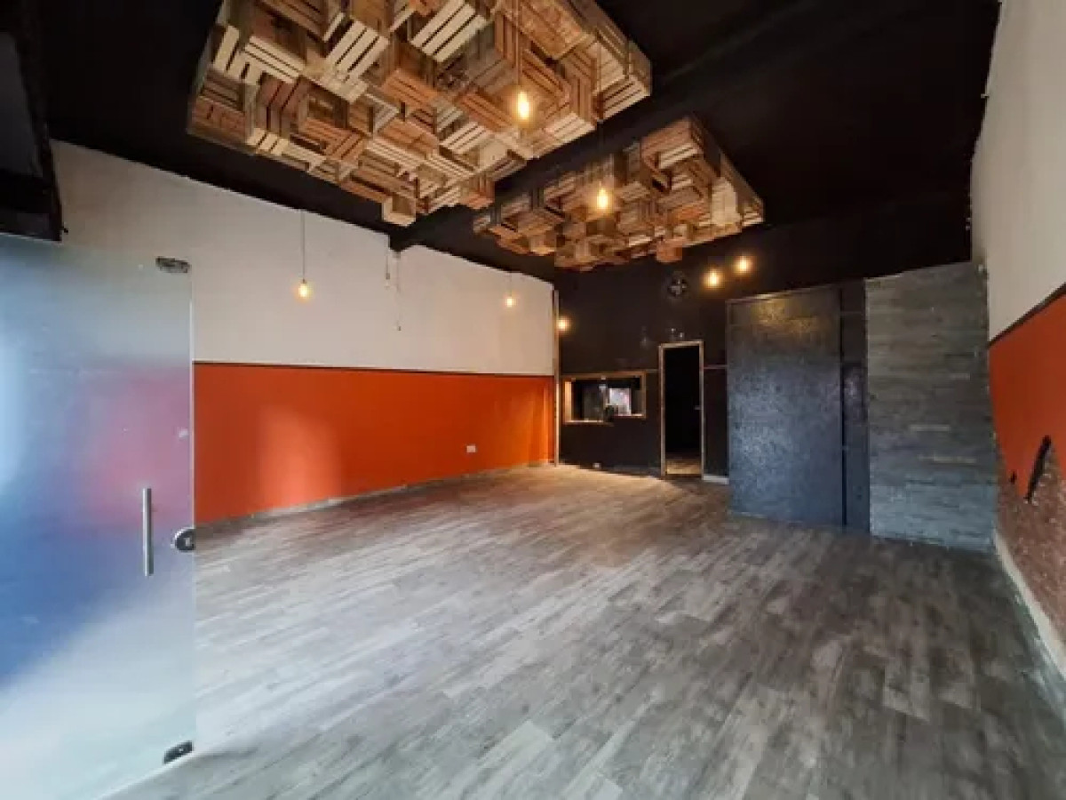 Local Comercial ID.5300 - Alquiler Local Comercial 144m2 Parque Batlle
