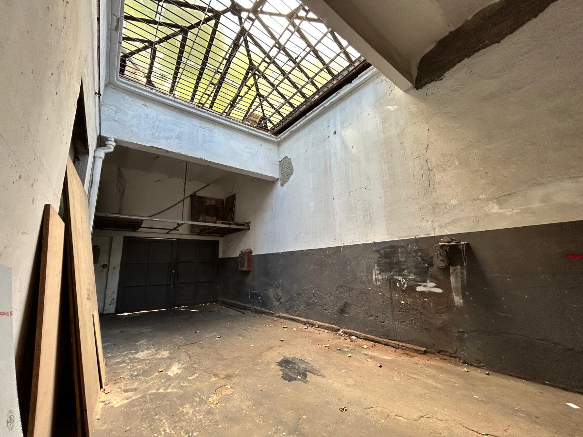 Local Comercial ID.4508 - Venta con Renta Depósito o Local La Comercial