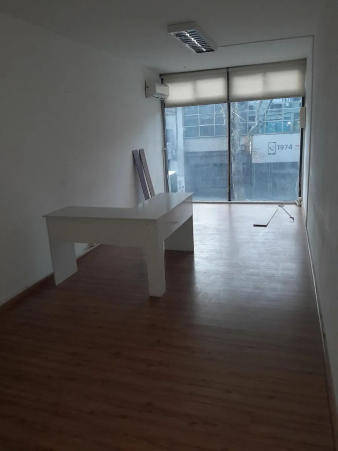 Local Comercial ID.6743 - Alquiler Local 60m2 Centro 2 Plantas 