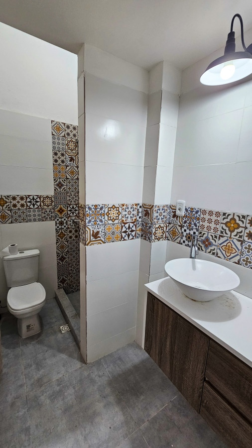 Local Comercial ID.3175 - Venta Local Impecable 204m2 Centro