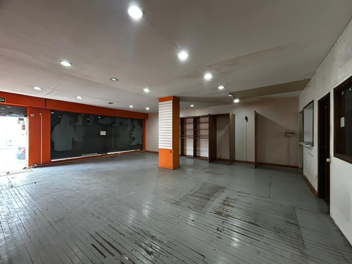 Local Comercial ID.6922 - Venta y Alquiler Local Comercial 774m2 Villa Muñoz sobre Avenida