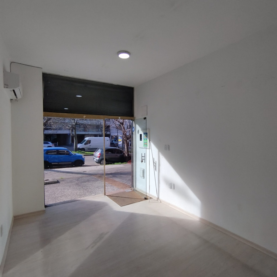 Local Comercial ID.5251 - Alquiler Local Comercial 45m2 Pocitos