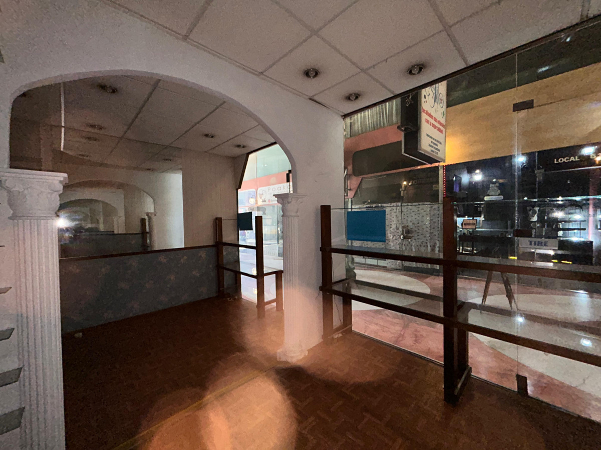 Local Comercial ID.4554 - Alquiler Local Comercial Galeria Libertador Centro Montevideo