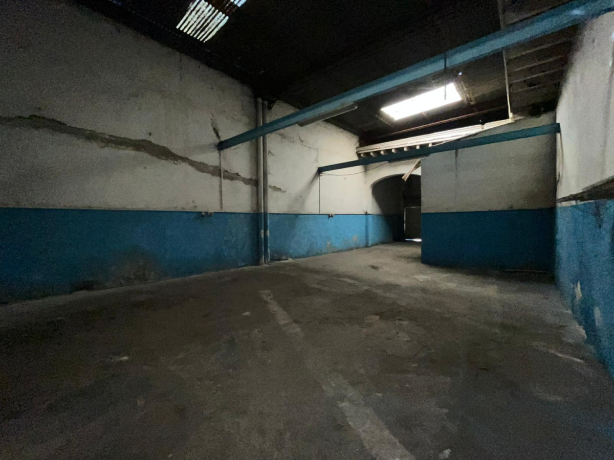 Local Comercial ID.6200 - Alquiler Local Comercial Cordon 100m2 ideal Panaderia o Super