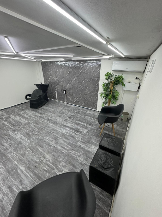 Local Comercial ID.5310 - Alquiler Local Peluqueria o Estetica Centro 36m2