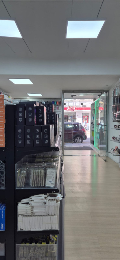 Local Comercial ID.4904 - Alquiler Local Comercial 200m2 Centro
