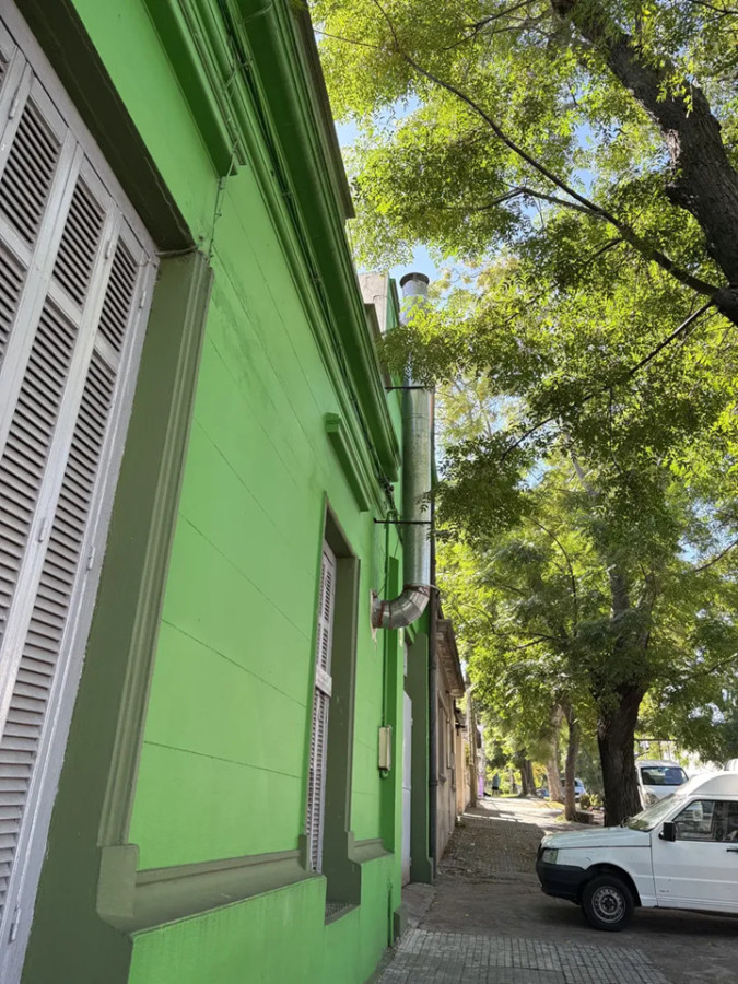 Local Comercial ID.6329 - Venta Local con Renta 11% anual Aires Puros Inversion
