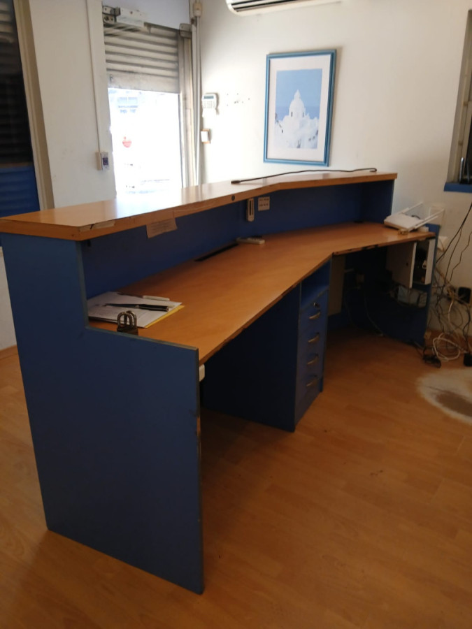 Local Comercial ID.5602 - Alquiler Local Comercial 1800m2 La Comercial con cocheras