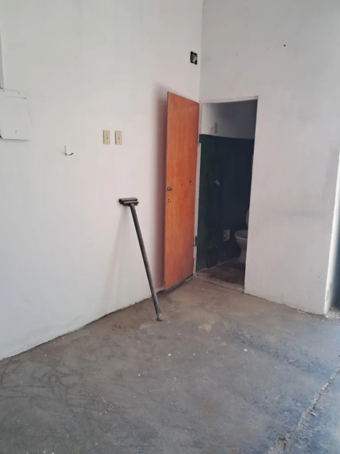 Local Comercial ID.4915 - Alquiler Local Comercial 136m2 Prado