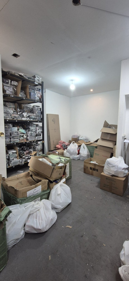 Local Comercial ID.4904 - Alquiler Local Comercial 200m2 Centro