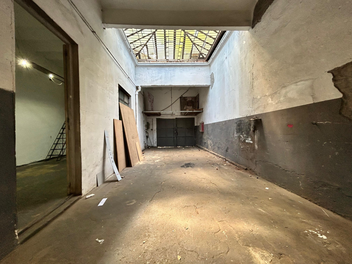 Local Comercial ID.4508 - Venta con Renta Depósito o Local La Comercial