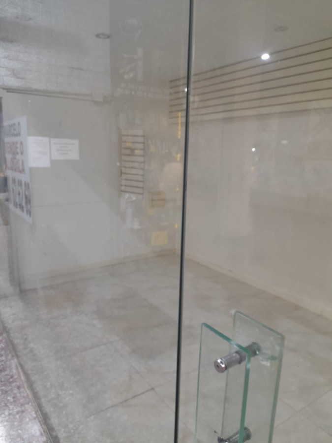 Local Comercial ID.6074 - Venta Local Galeria Trocadero con Renta Inversión