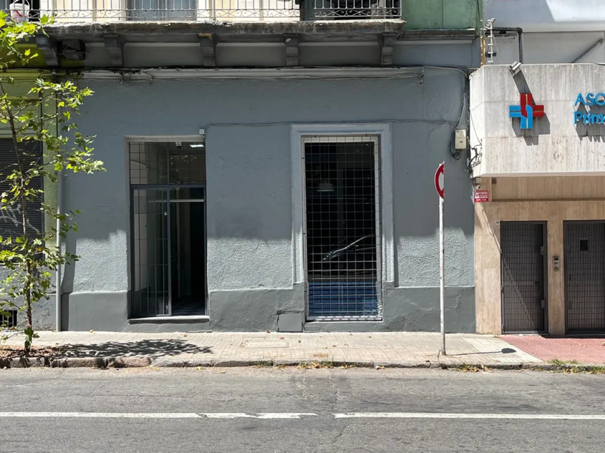 Local Comercial ID.6008 - Alquiler Local Reciclado a Nuevo Cordon 80m2