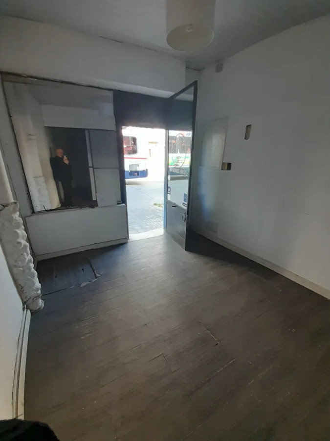 Local Comercial ID.5419 - Alquiler Local Comercial 23m2 La Comercial