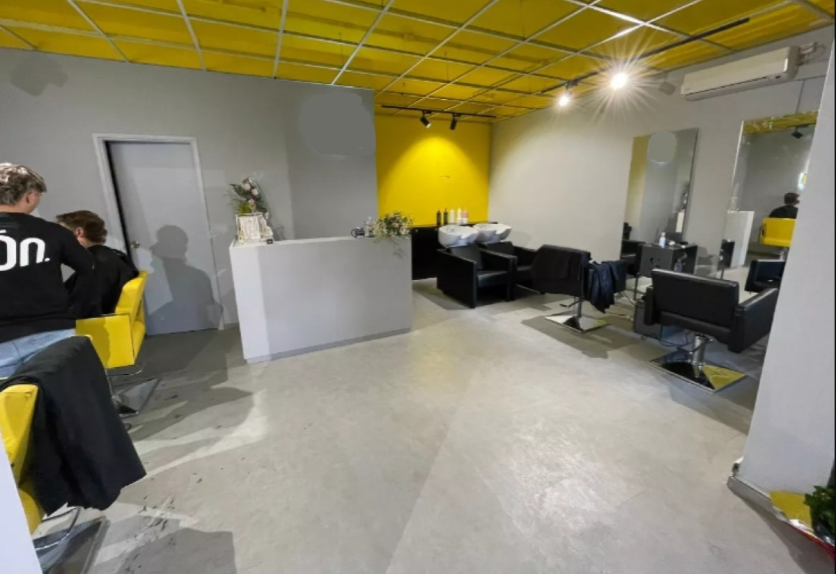Local Comercial ID.2068 - Local Comercial Renovado Venta con Renta para Inversión Parque Rodó