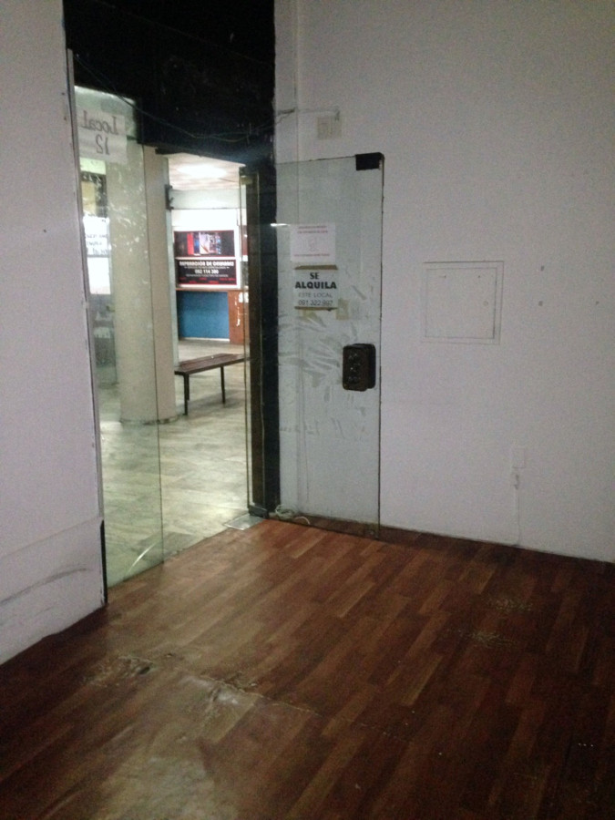 Local Comercial ID.4933 - Alquiler Local Comercial 14m2 Centro