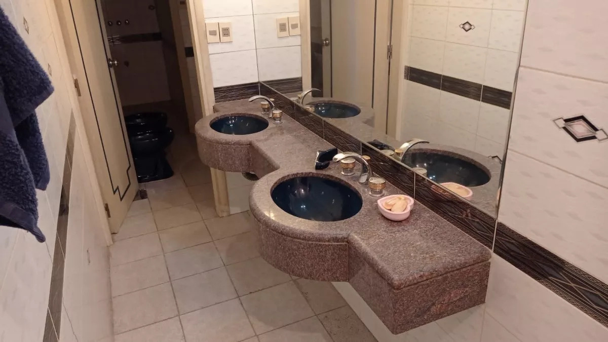 Local Comercial ID.4129 - Alquiler o Venta Local Comercial Centro 
