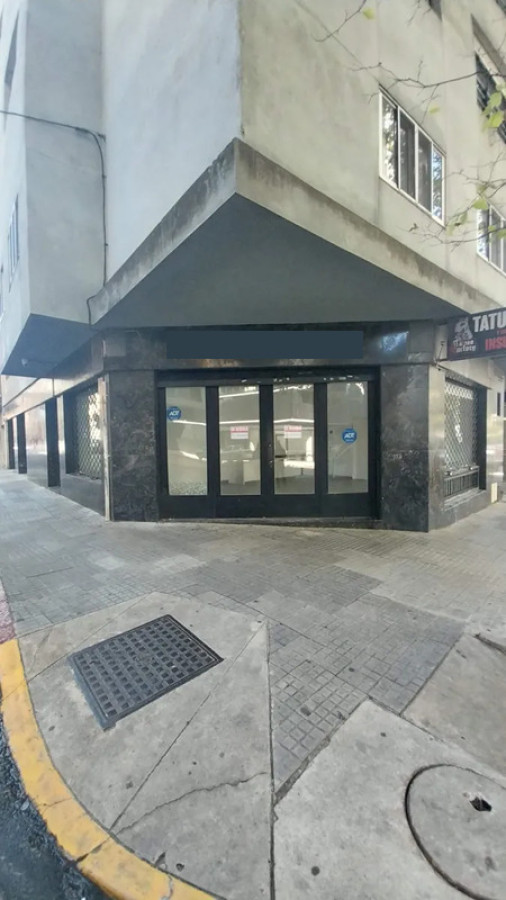 Local Comercial ID.5550 - Alquiler Local Comercial Cordon Gran Esquina 100m2