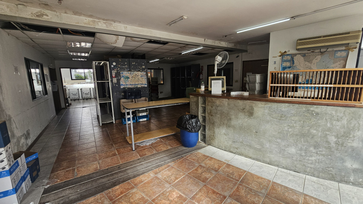Local Comercial ID.4312 - Venta o Alquiler Impresionante Local Comercial La Blanqueada