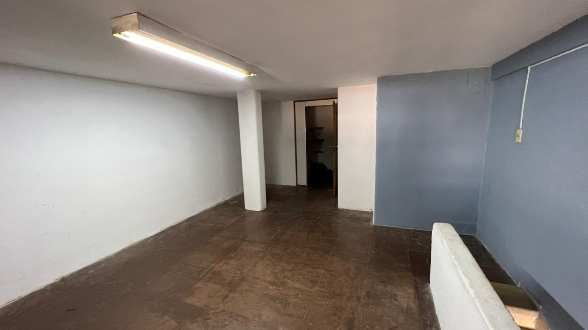 Local Comercial ID.5412 - Venta Local o Vivienda opcional Gastronomico Parque Rodo 64m2