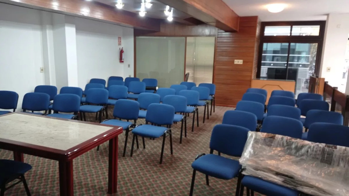 Local Comercial ID.4129 - Alquiler o Venta Local Comercial Centro 